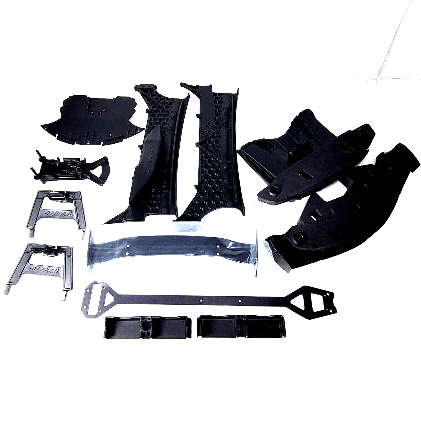 Fits Traxxas XO-1 Spitter Chassis Guards Brace Plastics bulkhead holddown Set