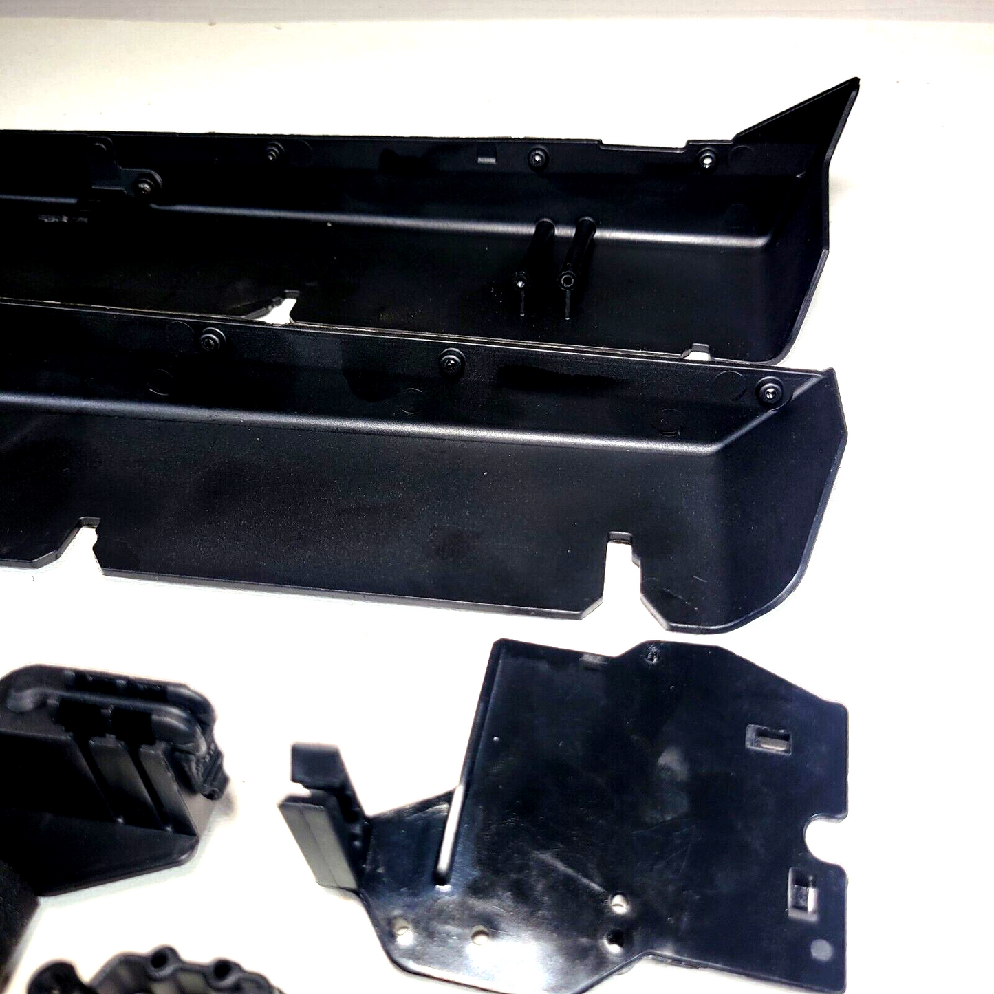 Arrma Big Rock 6s BLX Side Guards / Battery Tray / Chassis Braces Receiver Box