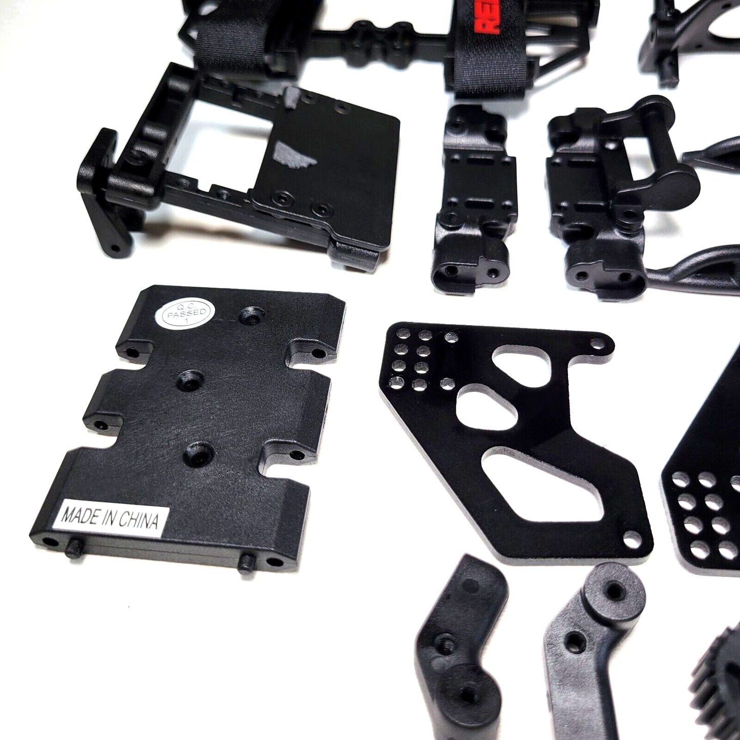 Redcat Ascent Frame Rails Chassis Skidplate Battery Tray Screws Body Post Mounts